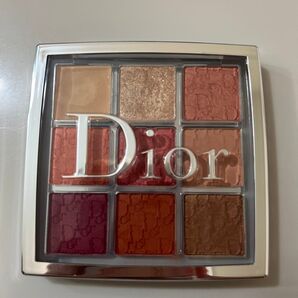 Dior バックステージアイパレット 007 コーラル