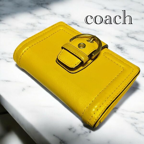 【美品】COACH 二つ折り財布 イエロー コーチ カードケース 小銭入れ 小銭 黄色 マグネット ベルト 【付属品なし】