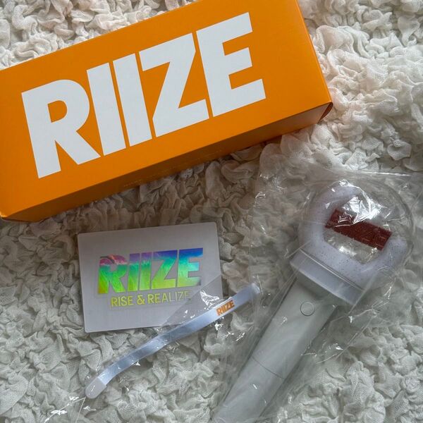 RIIZE 公式ペンライト