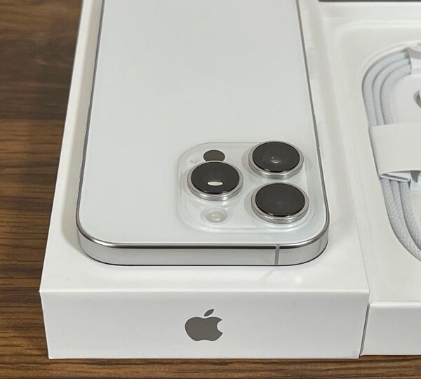 IPHONE 16 PRO 256GB SIMフリー超美品