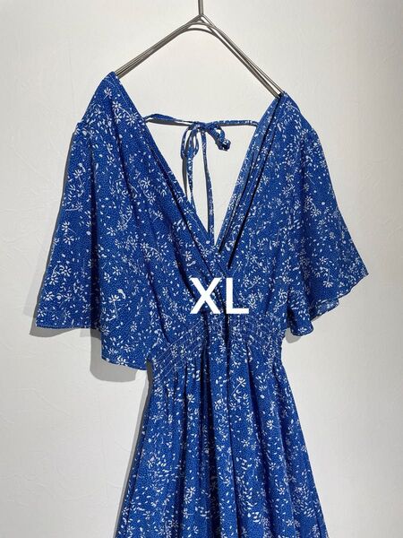 半袖ロングワンピース XL(LL)サイズ フレア 美シルエット aライン 青 花柄 総柄 きれいめ Vネック 春夏