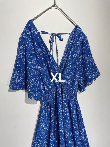 半袖ロングワンピース XL(LL)サイズ フレア 美シルエット aライン 青 花柄 総柄 きれいめ Vネック 春夏