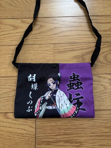 鬼滅の刃 ポシェット 胡蝶しのぶ ショルダーバッグ サコッシュ