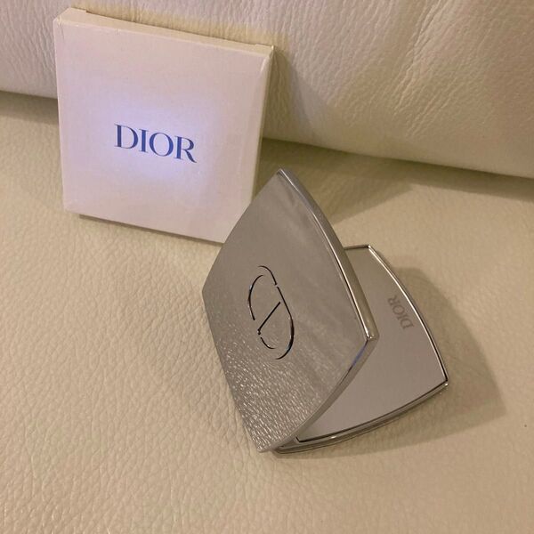 Dior クリスチャンディオール ダブルミラー(新品)ノベルティ