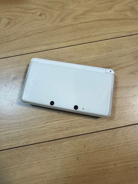 Nintendo 3DS ホワイト 本体 ジャンク 0525-27