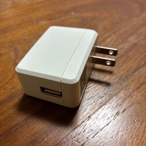 ELECOM USB充電器 ADPS1-1025 5V 2.1A