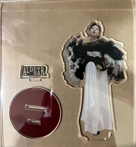 中森明菜さん ALEDABAR アクリルスタンド B