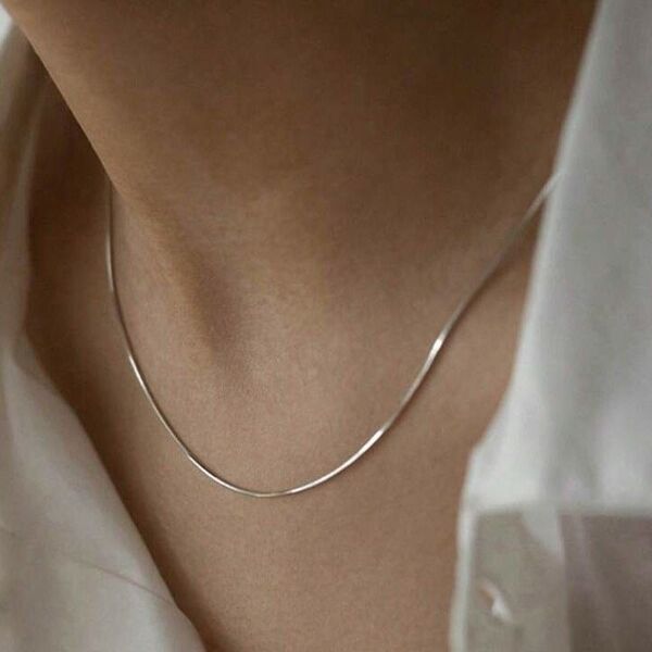 ステンレス スクエア蛇骨ネックレス スリム モダン ユニセックスアクセサリー シンプル シルバー お洒落439745