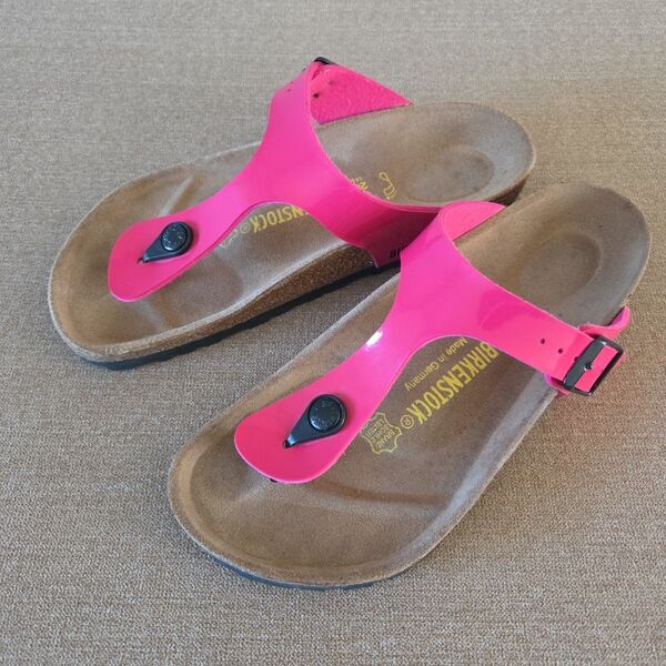 BIRKENSTOCK ビルケンシュトック エナメルサンダル ショッキングピンク 37