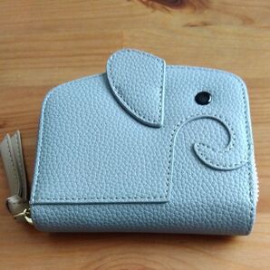 ゾウ型 二つ折り財布 グレー 未使用