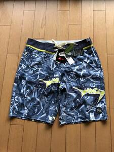 送料無料★新品★ クイックシルバー QuikSilver サーフパンツ 30インチ グレー/黄 ECO ３M 水着 スイムパンツ