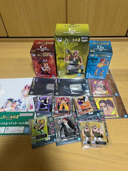 一番くじ ワンピース ロジャー海賊団~伝説の海賊~C賞シャンクス D賞バギー E賞クロッカス 他G〜J賞付き