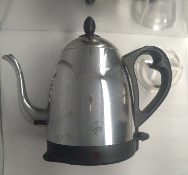 【ジャンク品】ラッセルホブス クラシック カフェケトル 0.8L 箱あり