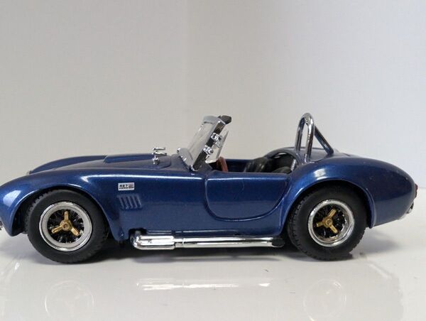 京商 1/43 1964 Shelby Cobra