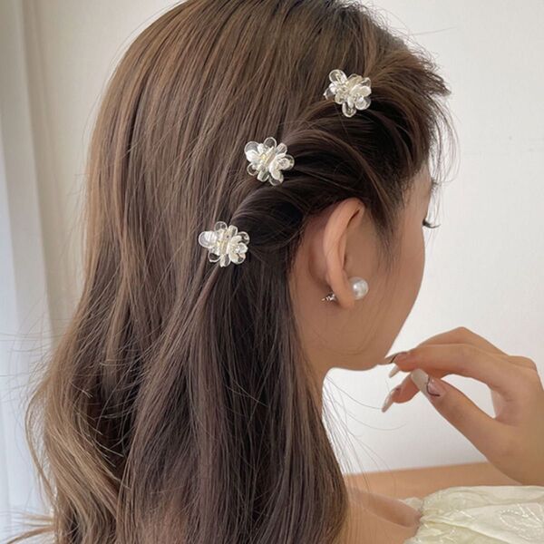キラキラクリアお花ミニヘアクリップ6個 ヘアピン ヘアアクセサリー 韓国
