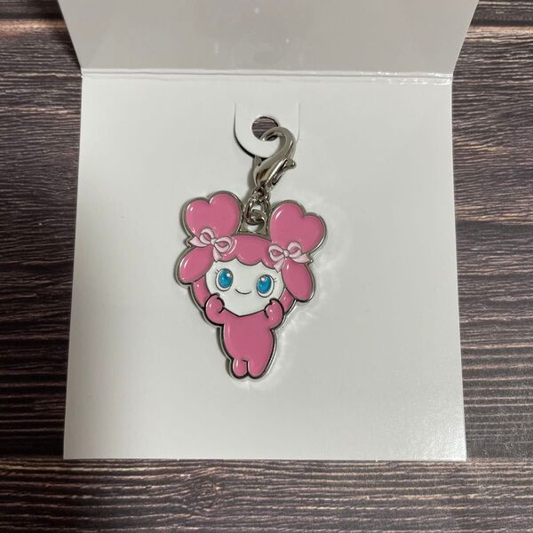 TWICE POPUP サンリオ キーホルダーチャーム モモ