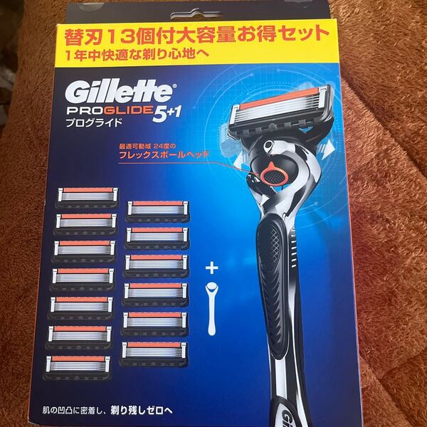 【新品未使用】Gillette PROGLIDE 5+1 替刃13個付き