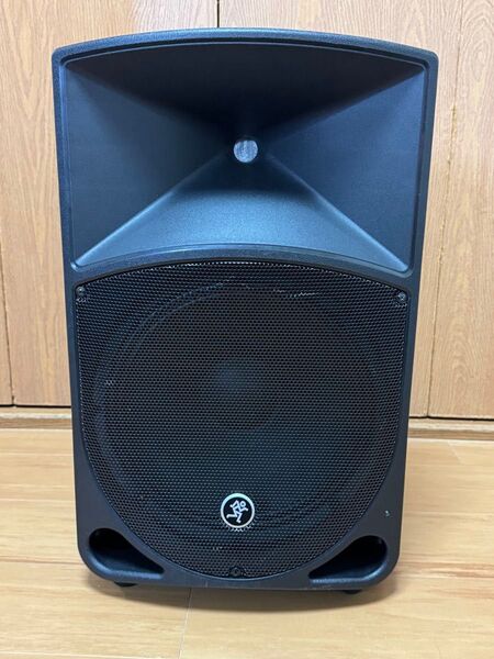 Mackie Thump12 1000W パワードスピーカー