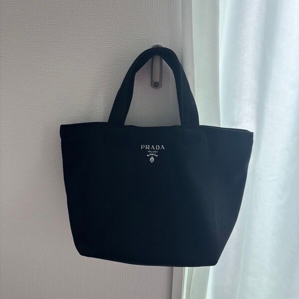 PRADA ノベルティー トートバッグ