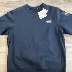 THE NORTH FACE スクエアロゴクルー ネイビーLサイズ 未使用 人気刺繍ロゴ