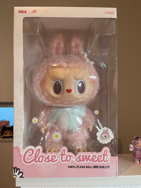POP MART ランド 限定MOKOKO CLOSE TO SWEET 正規品 新品未使用品