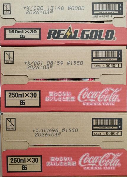 コカ・コーラ250ml缶×60本、リアルゴールド160ml缶×30本の合計90本です。賞味期限2026年3月