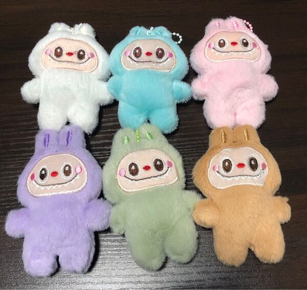 LABUBU ラブブ ぬいぐるみキーホルダーセット!!