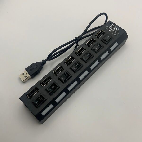 7ポート USBハブ ブラック LED スイッチ 付き