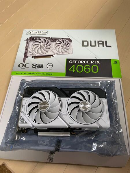 ASUS GeForce RTX4060 Dual ホワイト 動作OK 美品