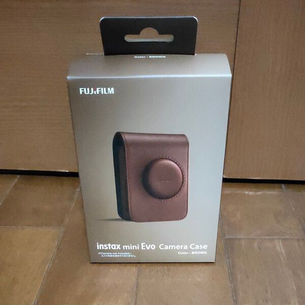 新品未開封 チェキ INSTAX mini Evo用カメラケース ブラウン 富士フイルム