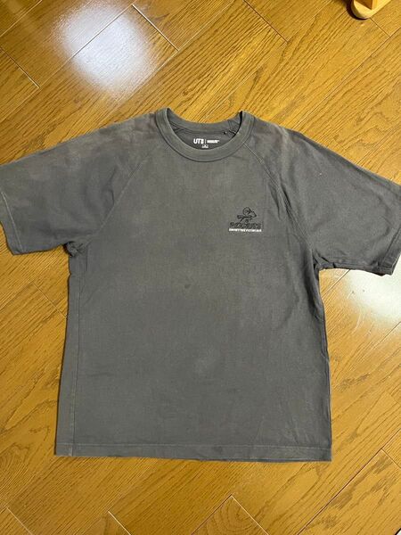 ユニクロ UT ピーナッツ コラボ Tシャツ M ダークグレー