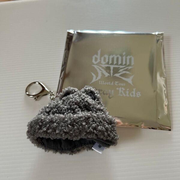 StrayKids スキズ dominATE SKZOO ランダムミニボアキャップ バンチャン キーホルダー