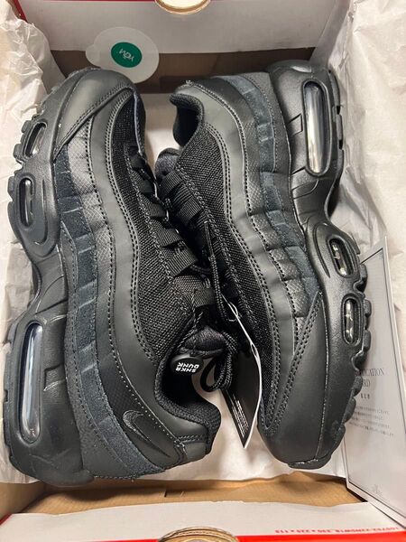 新品 エアマックス95 エッセンシャルブラック 27センチ NIKE