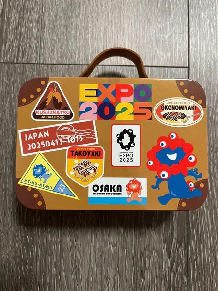 大阪 関西 万博限定 expo2025 ミャクミャク プリント グミ缶 トランク