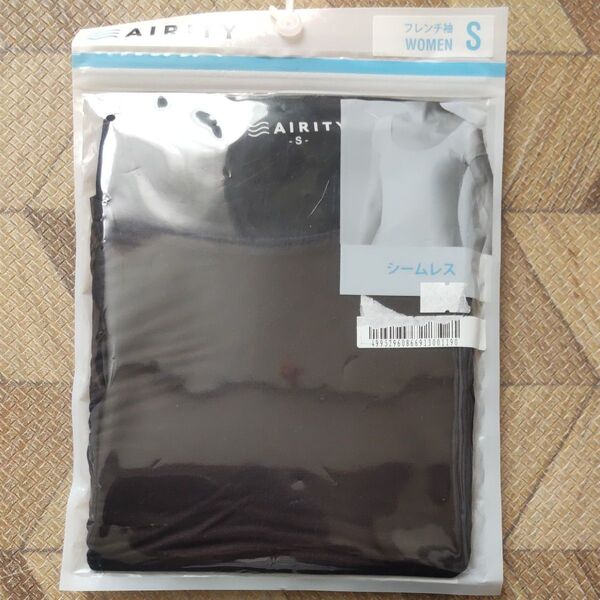 AIRITY フレンチ袖インナー ブラック S レディース 未使用
