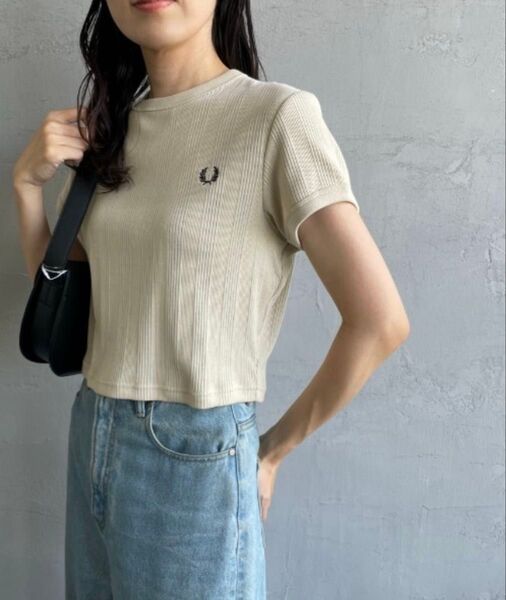 FRED PERRY フレッドペリー リブTシャツ ベージュ