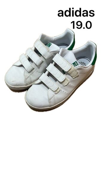 adidas Stan smith キッズ 19.0 グリーン マジックテープで履きやすい