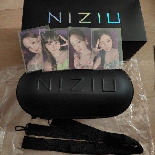 Niziu ペンライトケース アップグレード席トレカ付き