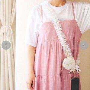 新品 しまむら 辻希美 アンジュシャルム フリル スマホ ショルダー ストラップ ホワイト