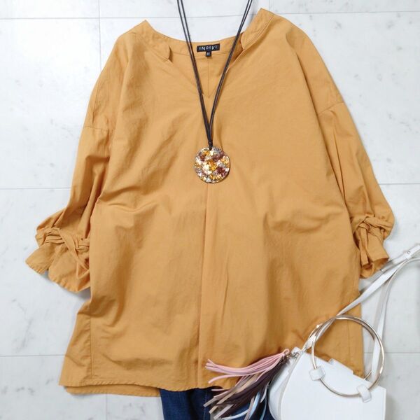 美品♪ サイズ44・3L インディヴィ ツイストスリーブ コットンブラウス