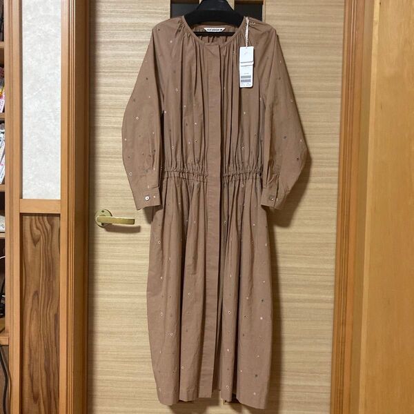 【美品】ミナペルホネン☆nuppuコットン刺繍ドレスワンピース☆brown☆36