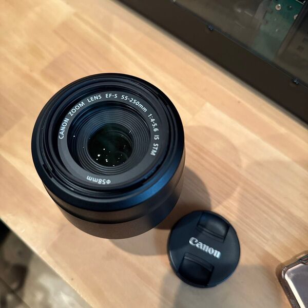 Canon EF-S 55-250mm 1:4-5.6 IS STM ズームレンズ