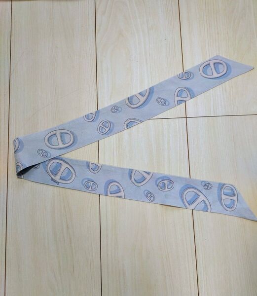 HERMES エルメス ツイリー ライトブルー シルク100%