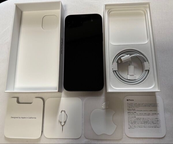新品同様 iPhone 12 64GB ブラック SIMフリー 純正バッテリー99%
