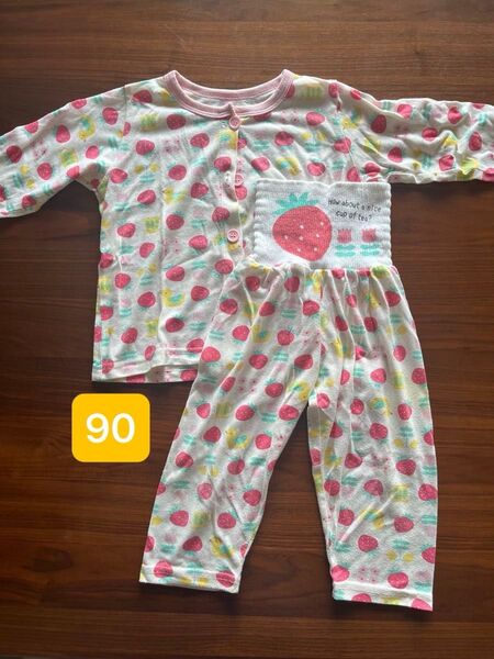 ロールアップ 長袖パジャマ 腹巻き いちご 鳥 90