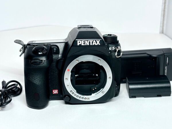 僅か3505ショット ペンタックス K-5 ボディ