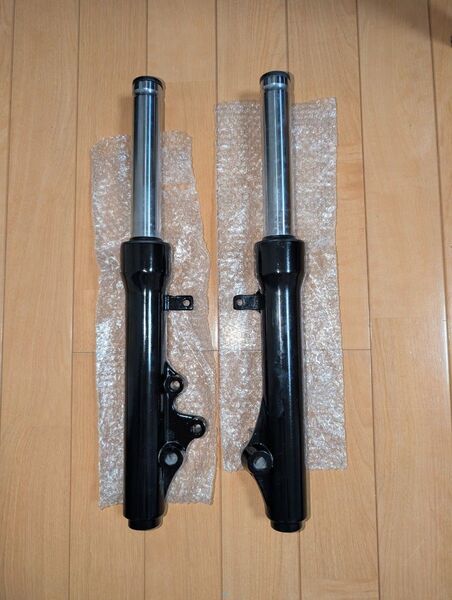 【新品】スズキ対応 アドレスV125/G/SCF46A/CF4EA CF4MAフロントフォーク 純正タイプ 左右セット 黒
