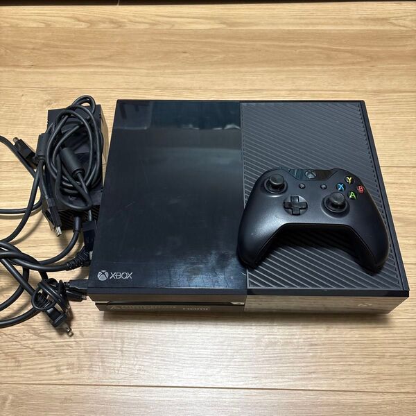 中古 Xbox One MODEL1540 マイクロソフト