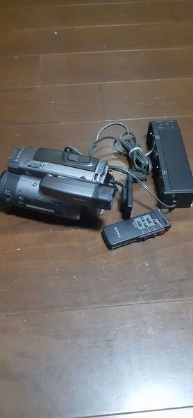 SONY CCD-TR2000 ハンディカムビデオカメラ