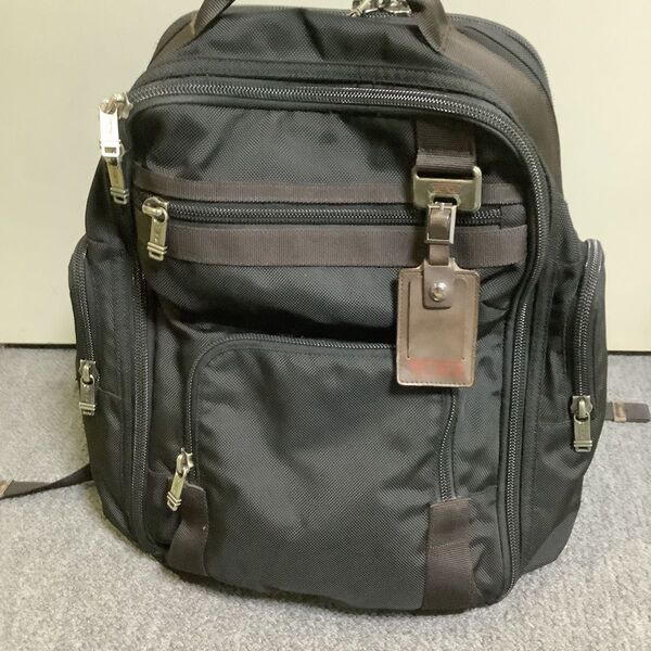 TUMI トゥミ リュック 美品 Alpha Bravo Tacoma 黒 バックパック デイパック ブラック ビジネスバッグ